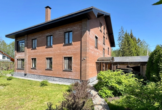 Купить дом у метро Пятницкое шоссе в Красногорске. Вариант № 47047, 12, площадь -  квм, цена 71000000 рублей