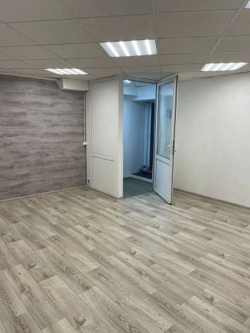 Снять коммерческую недвижимость свободного назначения в районе Якиманка в Москве. Вариант № 8923639, 3, площадь -  квм, цена 60000 рублей