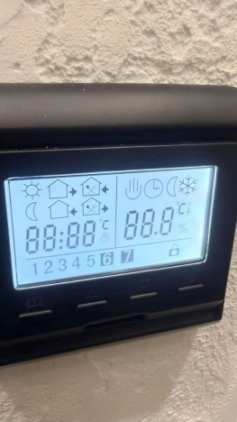 Купить квартиру в Москве. Вариант № 10141396, 33, площадь - квм, цена 18000000 рублей