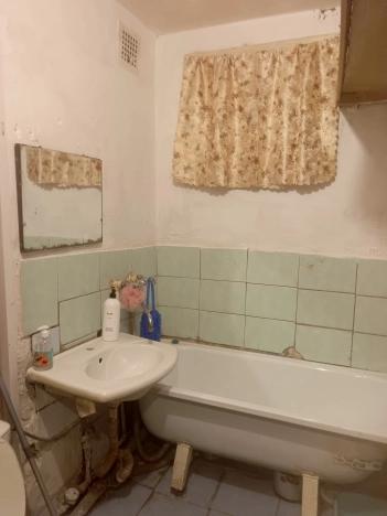 Купить квартиру в Тульской области. Вариант № 6694868, 4, площадь -  квм, цена 2100000 рублей