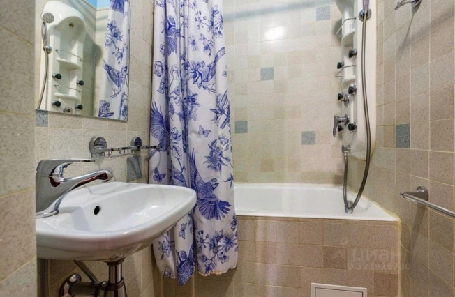 Купить двухкомнатную квартиру в СЗАО в Москве. Вариант № 9100356, 6, площадь -  квм, цена 20000000 рублей