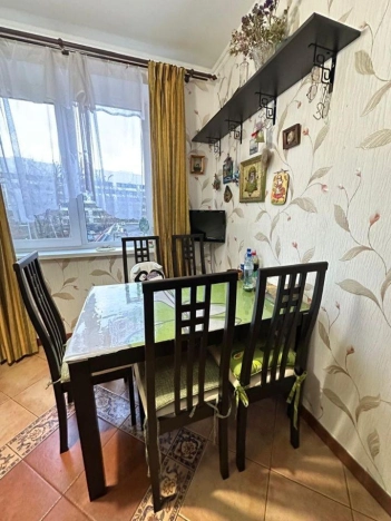 Купить квартиру в Москве. Вариант № 9813973, 8, площадь -  квм, цена 32000000 рублей