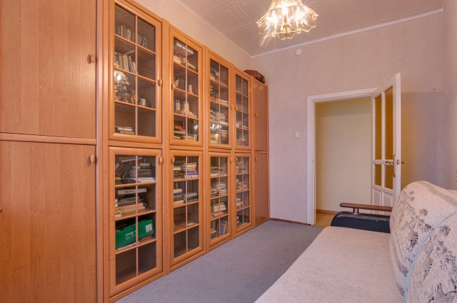 Купить четырехкомнатную квартиру в Вологде. Вариант № 49670, 15, площадь -  квм, цена 12300000 рублей