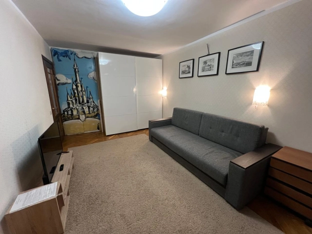 Купить квартиру в Москве. Вариант № 10419760, 5, площадь -  квм, цена 27200000 рублей