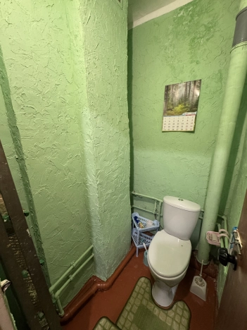 Купить однокомнатную квартиру на вторичке в Ростовской области. Вариант № 34587, 9, площадь -  квм, цена 1390000 рублей