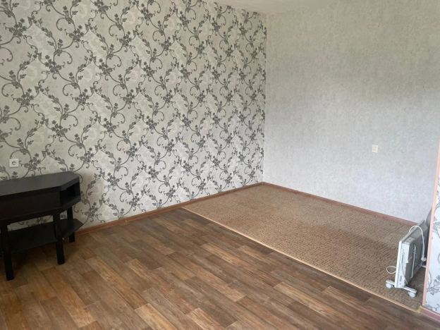 Купить однокомнатную квартиру на улице Советская в Тюменской области. Вариант № 1491881, 2, площадь -  квм, цена 2800000 рублей