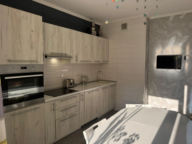 Купить однокомнатную квартиру на улице Героев-Разведчиков в Краснодаре. Вариант № 4081501, 6, площадь -  квм, цена 5200000 рублей