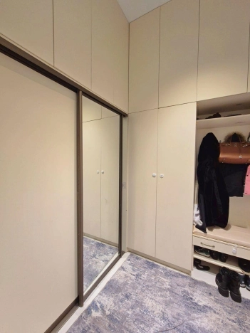 Купить трехкомнатную квартиру на улице Ленинский проспект в Москве. Вариант № 9641021, 29, площадь -  квм, цена 14090000 рублей