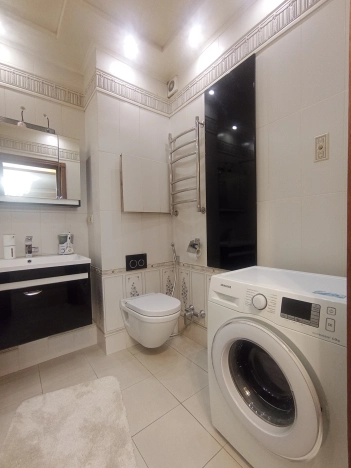 Купить трехкомнатную квартиру на улице Ленинский проспект в Москве. Вариант № 9748081, 20, площадь -  квм, цена 18900000 рублей