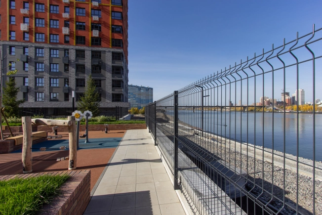 Купить квартиру на улице Ясный Берег в Новосибирске. Вариант № 20488, 32, площадь -  квм, цена 5300000 рублей