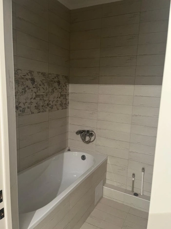 Купить однокомнатную квартиру в Новороссийске. Вариант № 15675, 9, площадь -  квм, цена 5800000 рублей