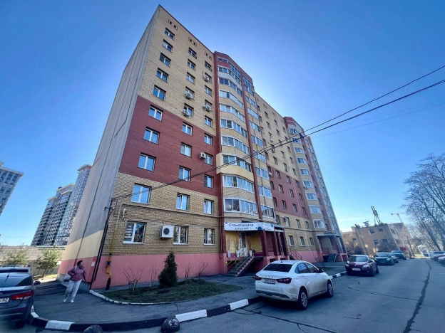 Снять коммерческую недвижимость свободного назначения на улице Промышленная в Рязани. Вариант № 10353338, 8, площадь -  квм, цена 70000 рублей