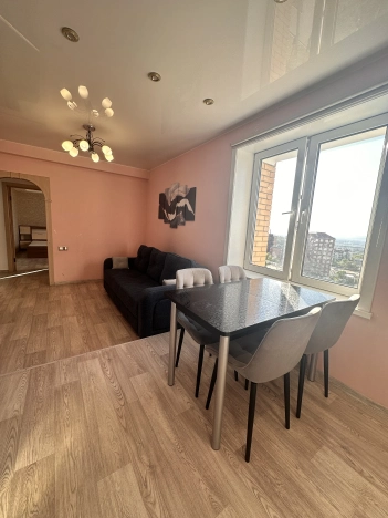 Купить двухкомнатную квартиру на улице Комсомольская в Улан-Удэ. Вариант № 702073, 11, площадь -  квм, цена 7200000 рублей