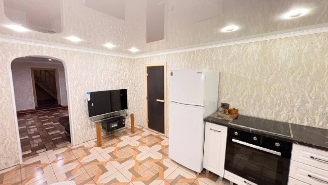 Купить дом на улице Совхозная в Тюменской области. Вариант № 8966319, 17, площадь -  квм, цена 5500000 рублей