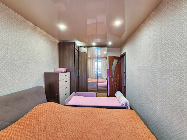 Купить трехкомнатную квартиру в Кызыле. Вариант № 31996, 13, площадь - квм, цена 6900000 рублей