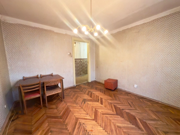 Купить квартиру в Москве. Вариант № 8821971, 10, площадь -  квм, цена 27000000 рублей