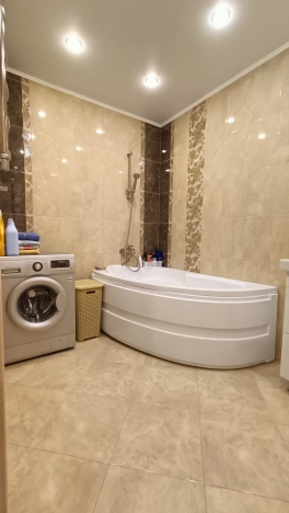 Купить квартиру в Брянской области. Вариант № 6830178, 26, площадь -  квм, цена 10700000 рублей