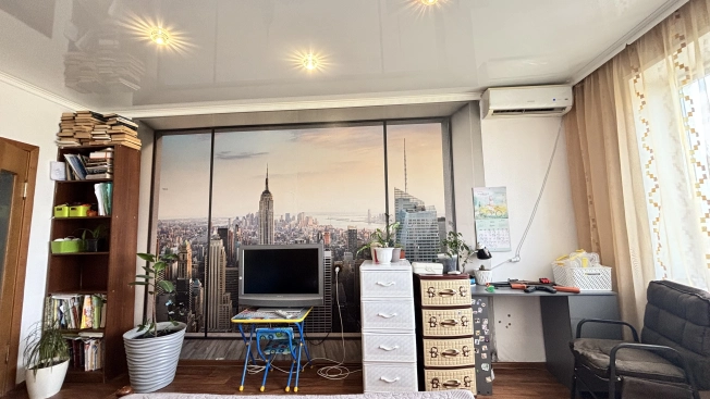 Купить трехкомнатную квартиру в Старом Осколе. Вариант № 1223289, 2, площадь -  квм, цена 5500000 рублей