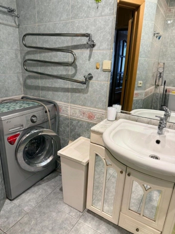 Купить квартиру в Москве. Вариант № 9705052, 9, площадь -  квм, цена 24300000 рублей