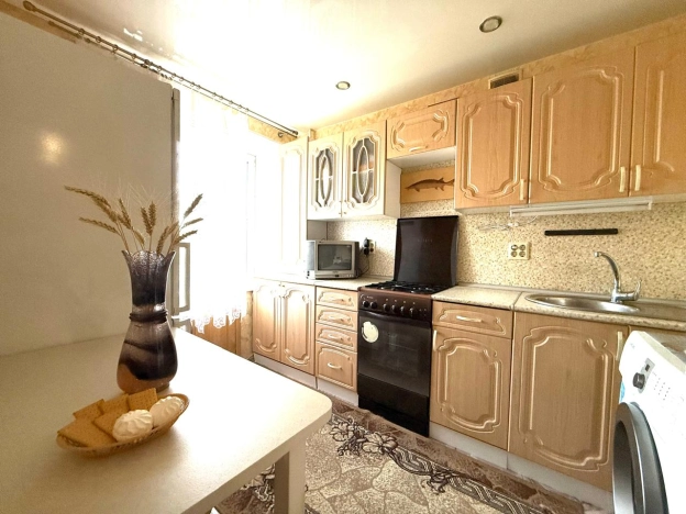 Купить однокомнатную квартиру на вторичке в Пензенской области. Вариант № 10291547, 5, площадь -  квм, цена 3400000 рублей