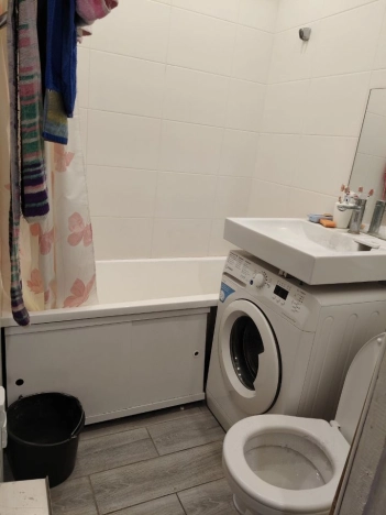 Купить квартиру в Москве. Вариант № 10337565, 7, площадь -  квм, цена 20000000 рублей