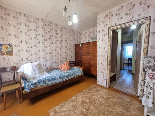 Купить двухкомнатную квартиру на улице 2-я Заводская в Владимирской области. Вариант № 8064139, 13, площадь -  квм, цена 1200000 рублей