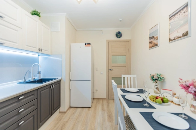 Купить однокомнатную квартиру в районе Невский в Санкт-Петербурге. Вариант № 8881801, 3, площадь -  квм, цена 6990000 рублей