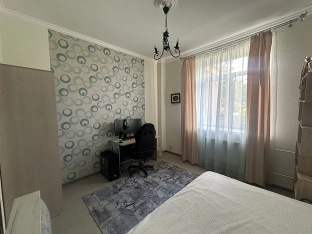 Купить трехкомнатную квартиру в Одинцове. Вариант № 40056, 7, площадь -  квм, цена 33000000 рублей