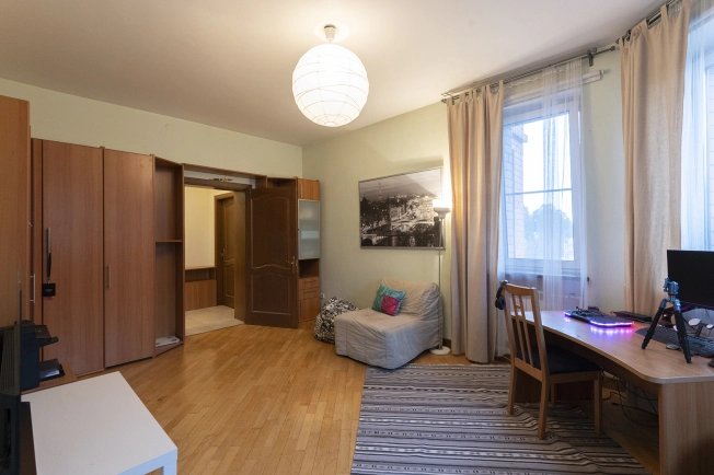 Купить четырехкомнатную квартиру в районе Сокол в Москве. Вариант № 19435, 24, площадь -  квм, цена 30600000 рублей