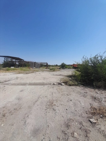 Купить земельный участок на улице Заречная в Республике Калмыкия. Вариант № 17440, 6, площадь -  квм, цена 1700000 рублей