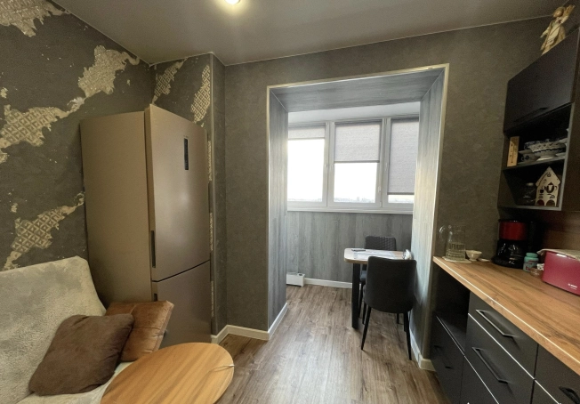 Купить однокомнатную квартиру в Приморском крае. Вариант № 60355, 2, площадь -  квм, цена 6900000 рублей