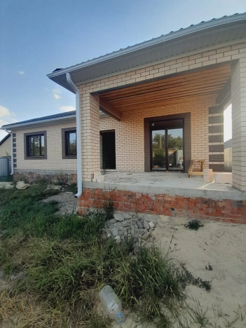 Купить дом на улице Чкалова в Элисте. Вариант № 29419, 7, площадь -  квм, цена 8600000 рублей