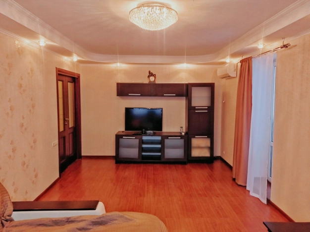 Купить квартиру на улице Победы в Белгороде. Вариант № 18659, 10, площадь -  квм, цена 10840000 рублей