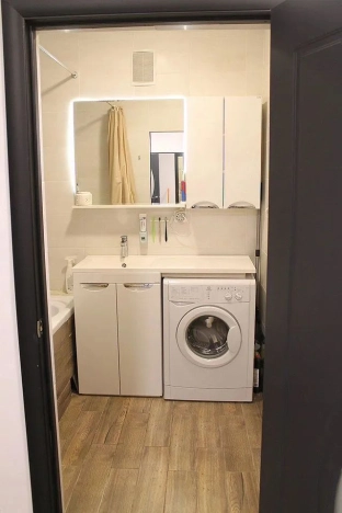 Купить трехкомнатную квартиру в районе Кировский в Ростове-на-Дону. Вариант № 30418, 15, площадь -  квм, цена 12200000 рублей