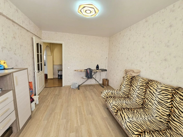 Купить двухкомнатную квартиру в Микрорайоне 6А, Ангарск в Ангарске. Вариант № 33546, 2, площадь - квм, цена 3850000 рублей