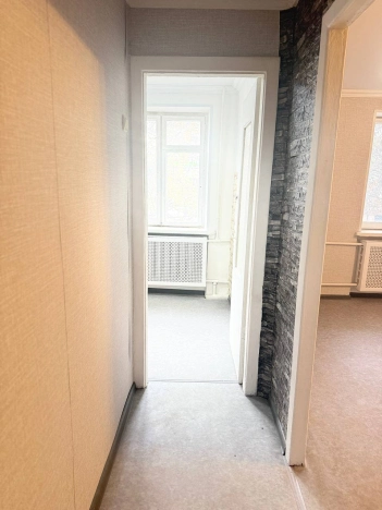 Купить однокомнатную квартиру на улице Гагарина в Краснодарском крае. Вариант № 10269165, 9, площадь -  квм, цена 3800000 рублей