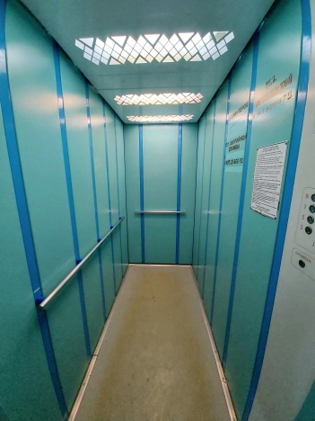 Купить двухкомнатную квартиру в Октябрьском. Вариант № 7053, 21, площадь -  квм, цена 4025000 рублей