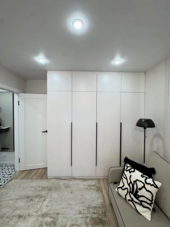 Купить квартиру в Москве. Вариант № 8418284, 4, площадь -  квм, цена 16800000 рублей