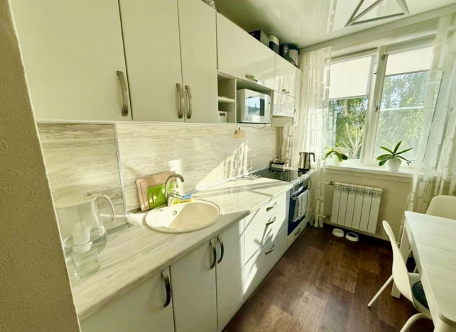 Купить квартиру в Искитиме. Вариант № 5254865, 3, площадь -  квм, цена 3800000 рублей