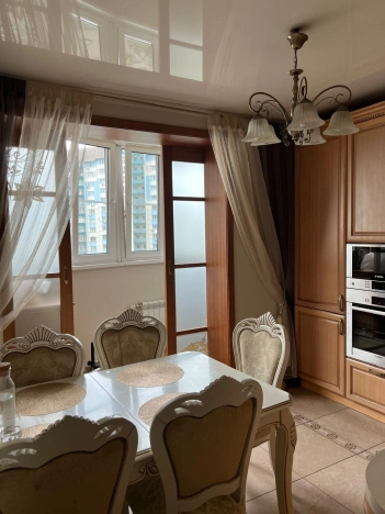 Купить трехкомнатную квартиру в районе Ленинский в Новосибирске. Вариант № 39074, 1, площадь -  квм, цена 11800000 рублей