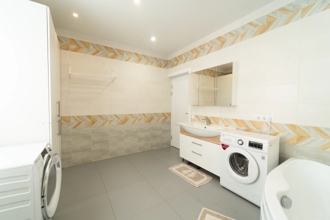 Купить дом в Петрозаводске. Вариант № 27813, 29, площадь -  квм, цена 19999999 рублей