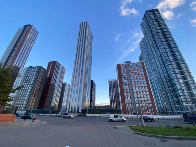 Купить квартиру у метро Мякинино в Москве. Вариант № 33154, 1, площадь - квм, цена 23000000 рублей