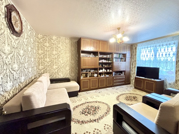 . Вариант № 952458, 8, площадь - 68 квм, цена 6400000 рублей