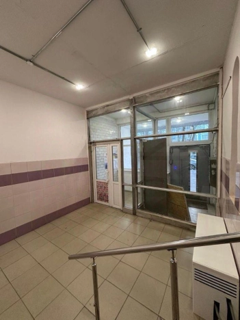 Купить квартиру в Москве. Вариант № 9813973, 15, площадь -  квм, цена 32000000 рублей