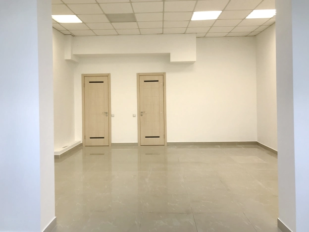 Купить коммерческую недвижимость в Севастополе. Вариант № 3970995, 1, площадь -  квм, цена 11900000 рублей