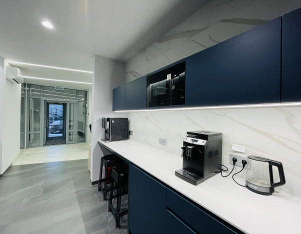 Купить коммерческую недвижимость свободного назначения в Новосибирске. Вариант № 3584, 2, площадь -  квм, цена 32000000 рублей