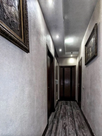 Купить квартиру в Москве. Вариант № 8414328, 16, площадь -  квм, цена 20000000 рублей