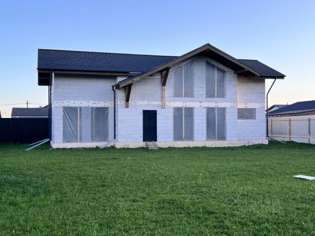 Купить дом в Москве. Вариант № 9238734, 0, площадь - квм, цена 13500000 рублей