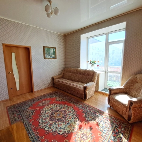 Купить трехкомнатную квартиру на улице проспект Карла Маркса в Омске. Вариант № 31969, 2, площадь -  квм, цена 8500000 рублей