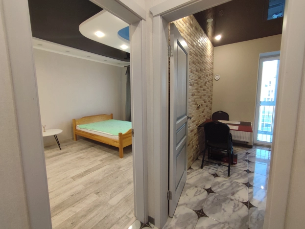 Снять квартиру в районе Ленинградский в Калининграде. Вариант № 8760479, 7, площадь -  квм, цена 35000 рублей